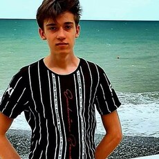 Фотография мужчины Артём, 19 лет из г. Волгоград