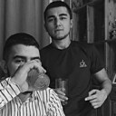 Бахромбек, 20 лет