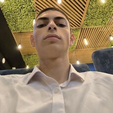 Фотография мужчины Володя, 18 лет из г. Ижевск