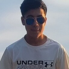 Фотография мужчины Диëор, 21 год из г. Первоуральск