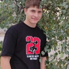 Фотография мужчины Арсений, 22 года из г. Ростов-на-Дону