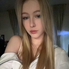 Фотография девушки София, 18 лет из г. Саратов