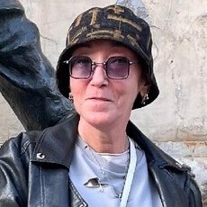 Фотография девушки Гуля, 60 лет из г. Санкт-Петербург