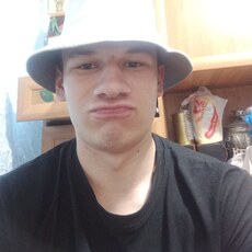 Фотография мужчины Влад, 21 год из г. Новошахтинск