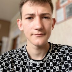 Фотография мужчины Миша Дмитриченко, 18 лет из г. Миллерово