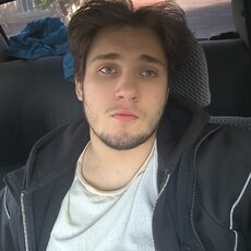 Фотография мужчины Денис, 20 лет из г. Пенза