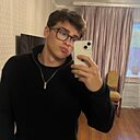 Максим, 21 год