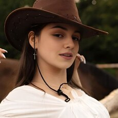 Фотография девушки Арина, 23 года из г. Севастополь