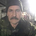 Холостяк, 65 лет