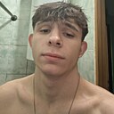 Максим, 23 года