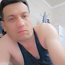 Oybek, 42 года