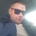 Максим, 24 года