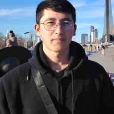 Фотография мужчины Диёрбек, 21 год из г. Петропавловск-Камчатский