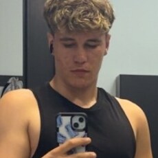 Фотография мужчины Mihai, 18 лет из г. Pitești