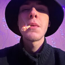 Фотография мужчины Денис, 20 лет из г. Екатеринбург