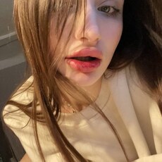 Зоя, 18 из г. Санкт-Петербург.