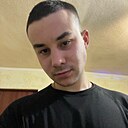 Стас, 24 года