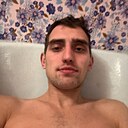 Максим, 24 года