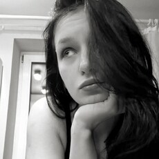 Фотография девушки Анастасия, 19 лет из г. Нижний Тагил