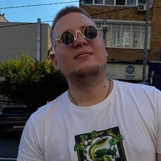 Фотография мужчины Олег, 20 лет из г. Тюмень