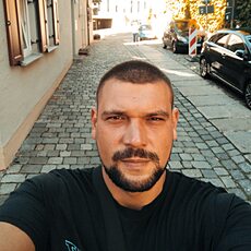 Acket, 37 из г. Мюнхен.