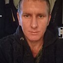 Виктор, 33 года