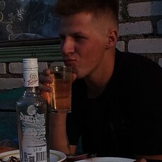 Фотография мужчины Алексей, 20 лет из г. Воложин