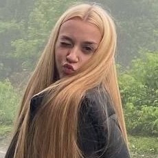 Фотография девушки Арина, 19 лет из г. Новосибирск