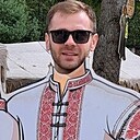 Юрий, 33 года