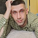 Денис, 33 года