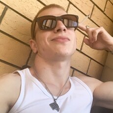 Фотография мужчины Денис, 21 год из г. Набережные Челны