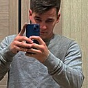 Роман, 20 лет