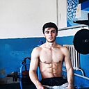 Магомед, 18 лет