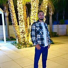 Фотография мужчины Alex, 24 года из г. Tecuci