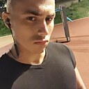 Владислав, 22 года