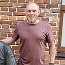 Макс, 42 года