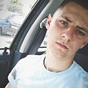 Максим, 23 года