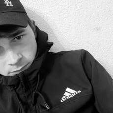 Фотография мужчины Александр, 20 лет из г. Караганда