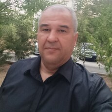 Фотография мужчины Уткирбек, 51 год из г. Санкт-Петербург