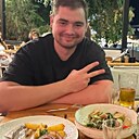 Виктор, 31 год