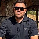 Artur, 33 года