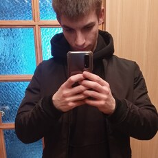 Фотография мужчины Макс, 18 лет из г. Пятигорск