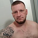 Саша, 33 года