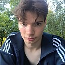 Илья, 23 года