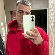 Фотография мужчины Артём, 20 лет из г. Островец