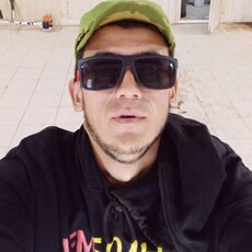 Фотография мужчины Курбонали, 31 год из г. Таруса