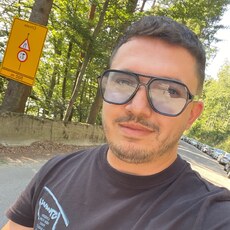Фотография мужчины Ionut, 30 лет из г. Timișoara