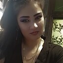 Проста Львица, 34 года