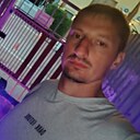 Виктор, 33 года