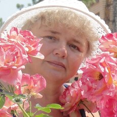 Фотография девушки Инна, 67 лет из г. Екатеринбург